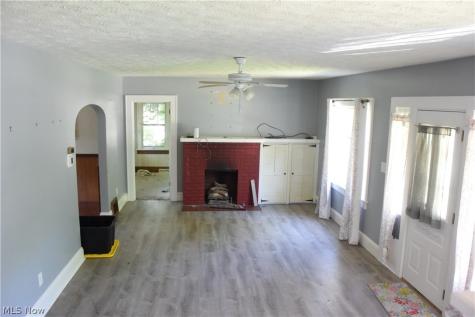 1020 Falls Avenue Cuyahoga Falls OH 44221