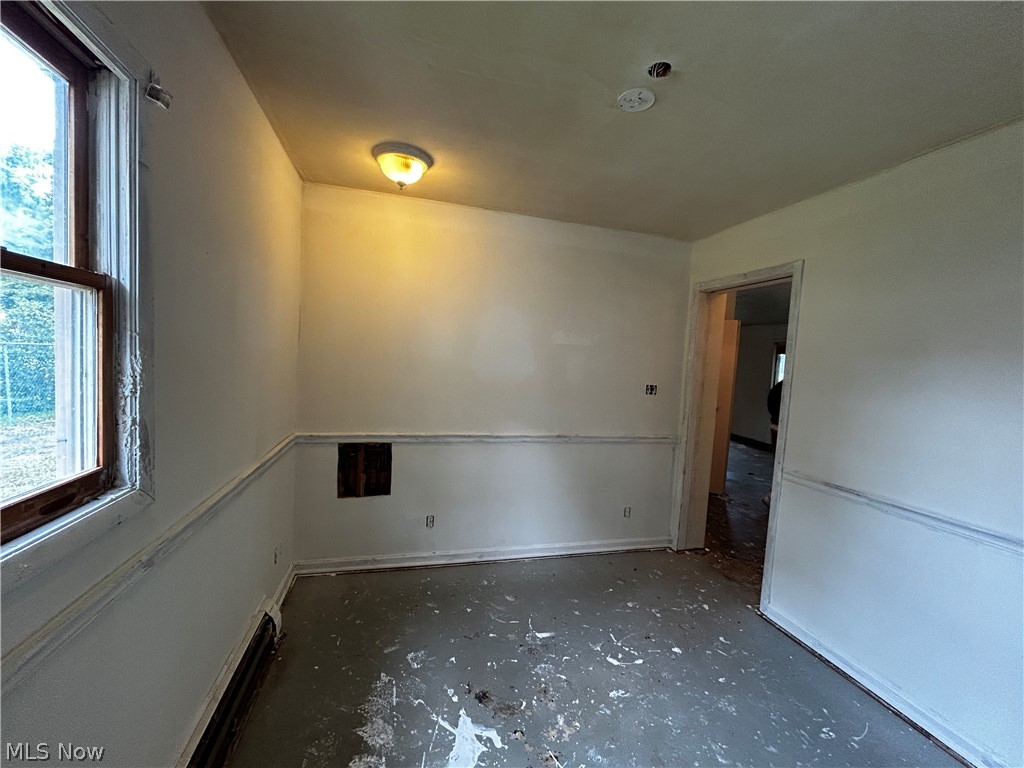 1915 Flint Avenue Akron OH 44305