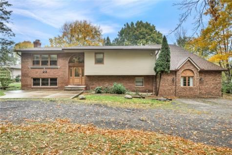 3348 Valley Parkway North Royalton OH 44133