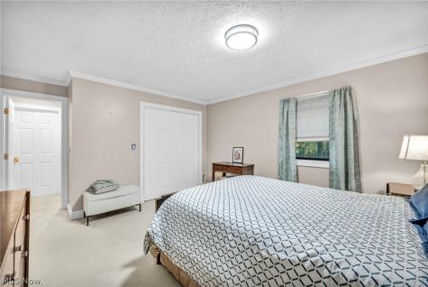 3348 Valley Parkway North Royalton OH 44133