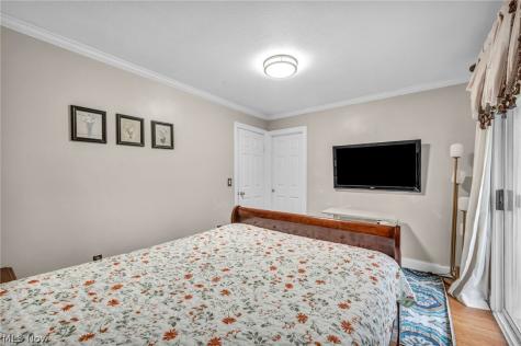 3348 Valley Parkway North Royalton OH 44133