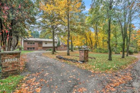 3348 Valley Parkway North Royalton OH 44133