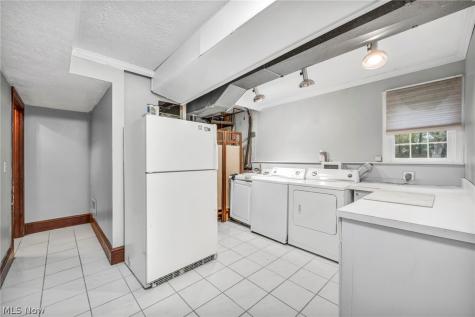 3348 Valley Parkway North Royalton OH 44133