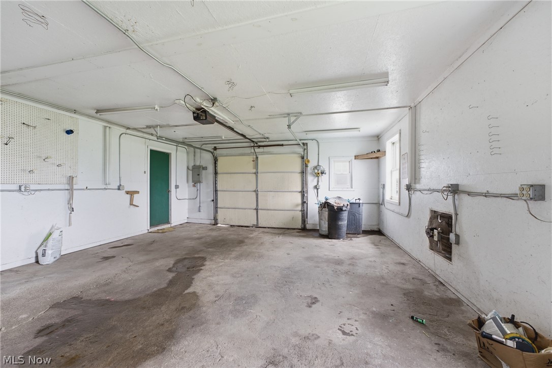 3592 Washington Street SE Carrollton OH 44615