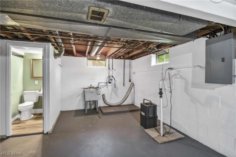 4267 Bentley Drive North Olmsted OH 44070