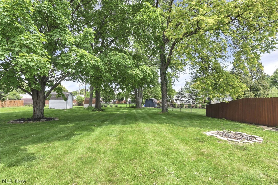 4267 Bentley Drive North Olmsted OH 44070