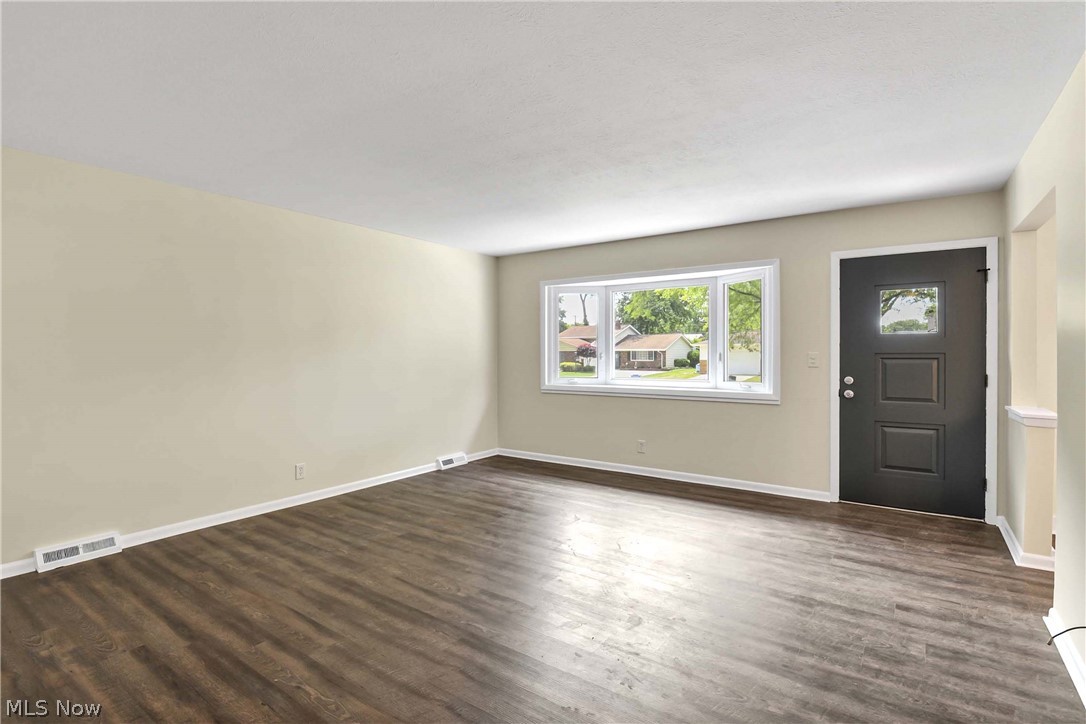 4267 Bentley Drive North Olmsted OH 44070