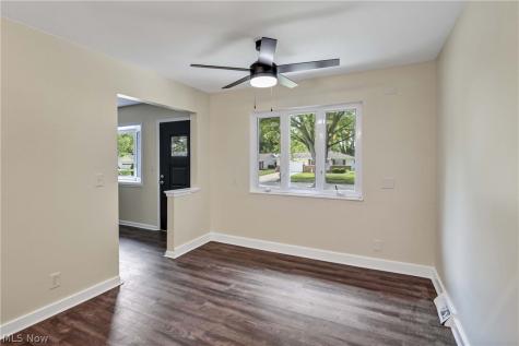4267 Bentley Drive North Olmsted OH 44070