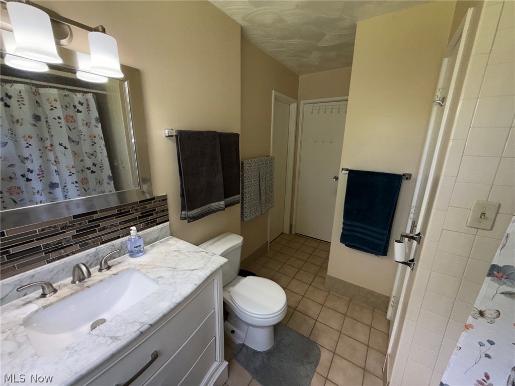 4828 New Road Austintown OH 44515