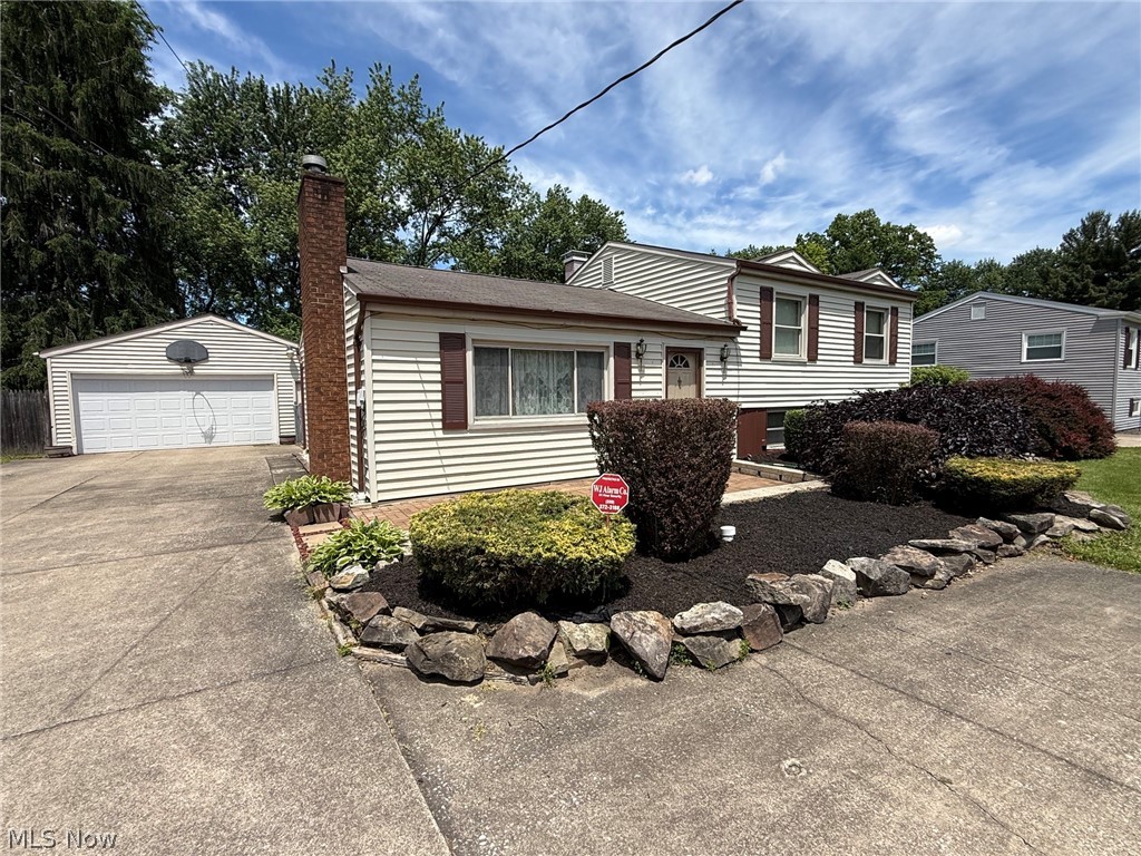 4828 New Road Austintown OH 44515