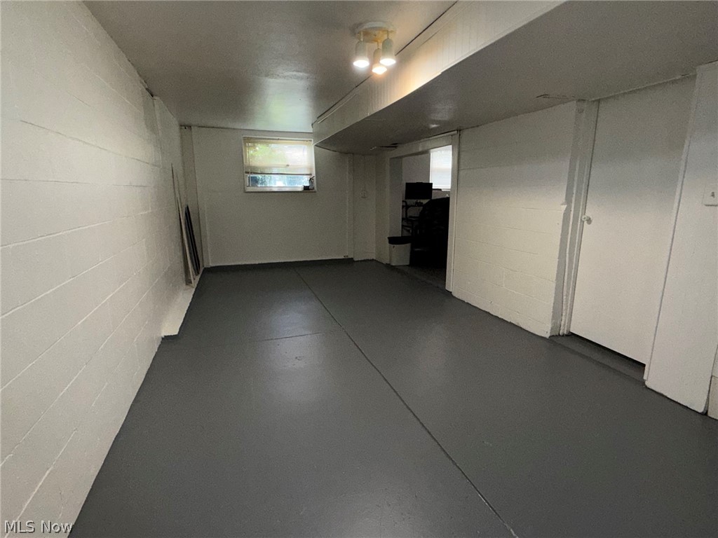 4828 New Road Austintown OH 44515
