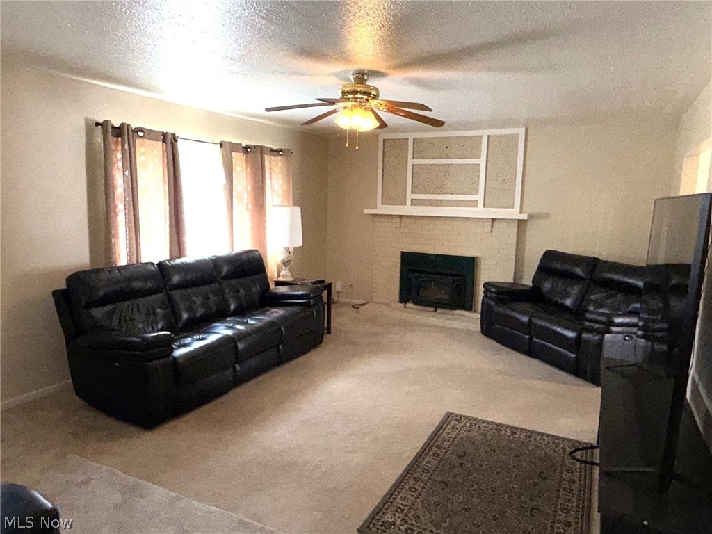 4828 New Road Austintown OH 44515