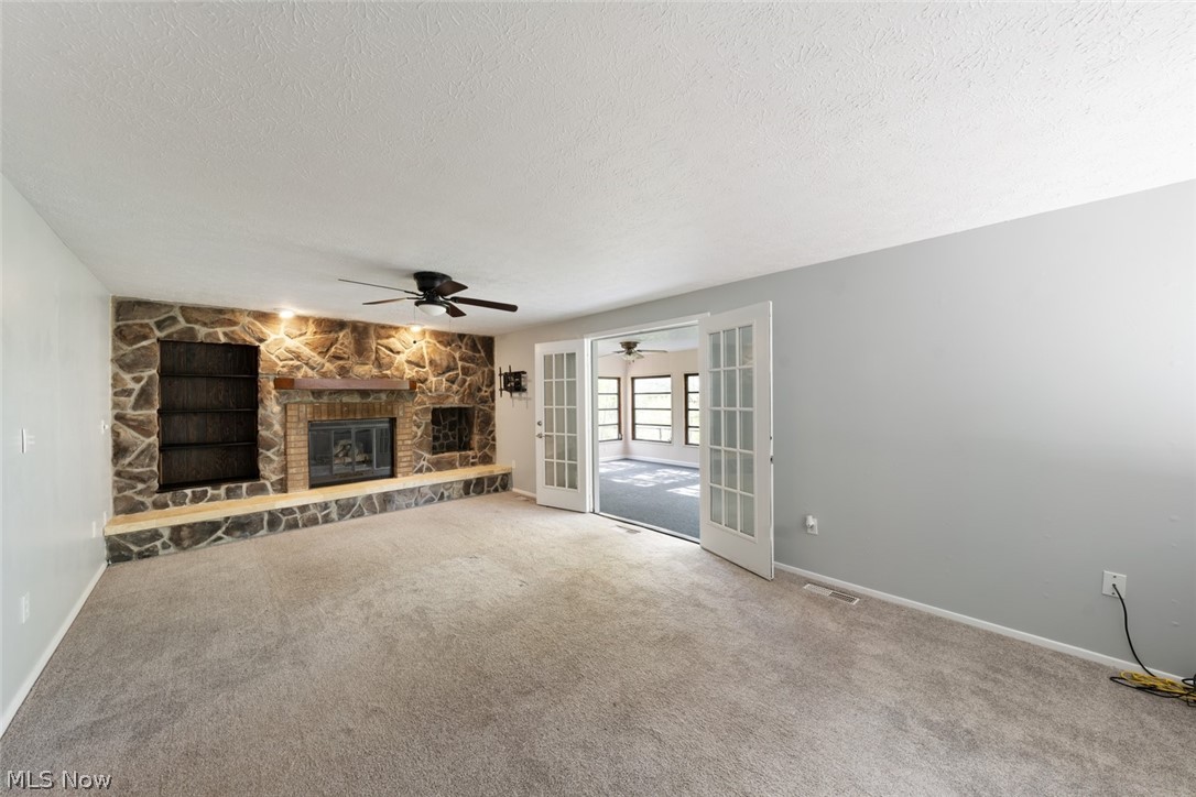 5565 Pin Oak Circle Sheffield Village OH 44054