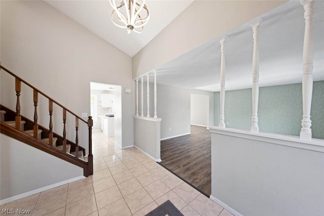 5565 Pin Oak Circle Sheffield Village OH 44054