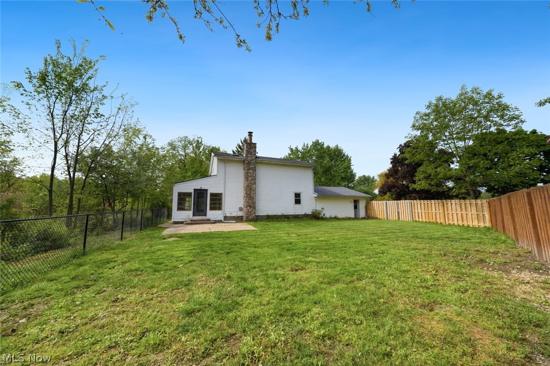 5565 Pin Oak Circle Sheffield Village OH 44054