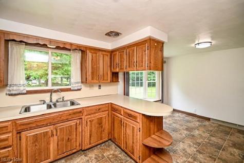 2333 Brooklyn SW Canton OH 44706