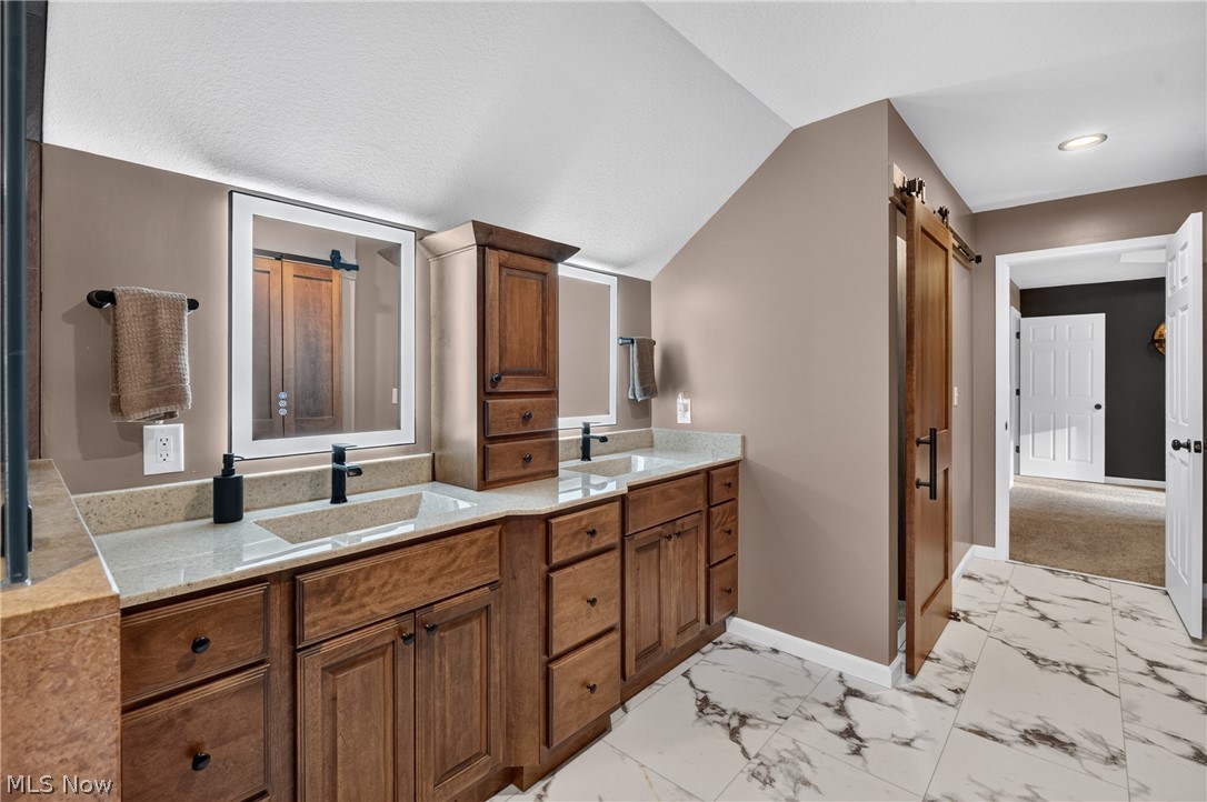 7484 Callow Road Leroy OH 44077