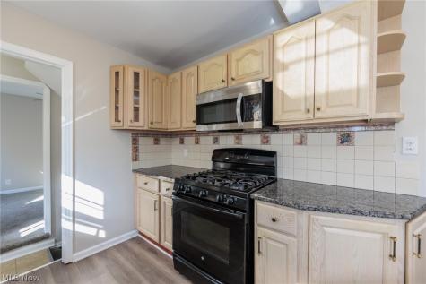 5312 Cato Street Maple Heights OH 44137
