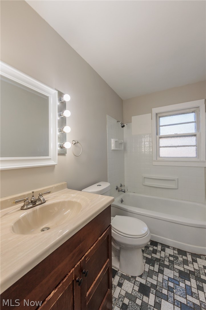 5312 Cato Street Maple Heights OH 44137
