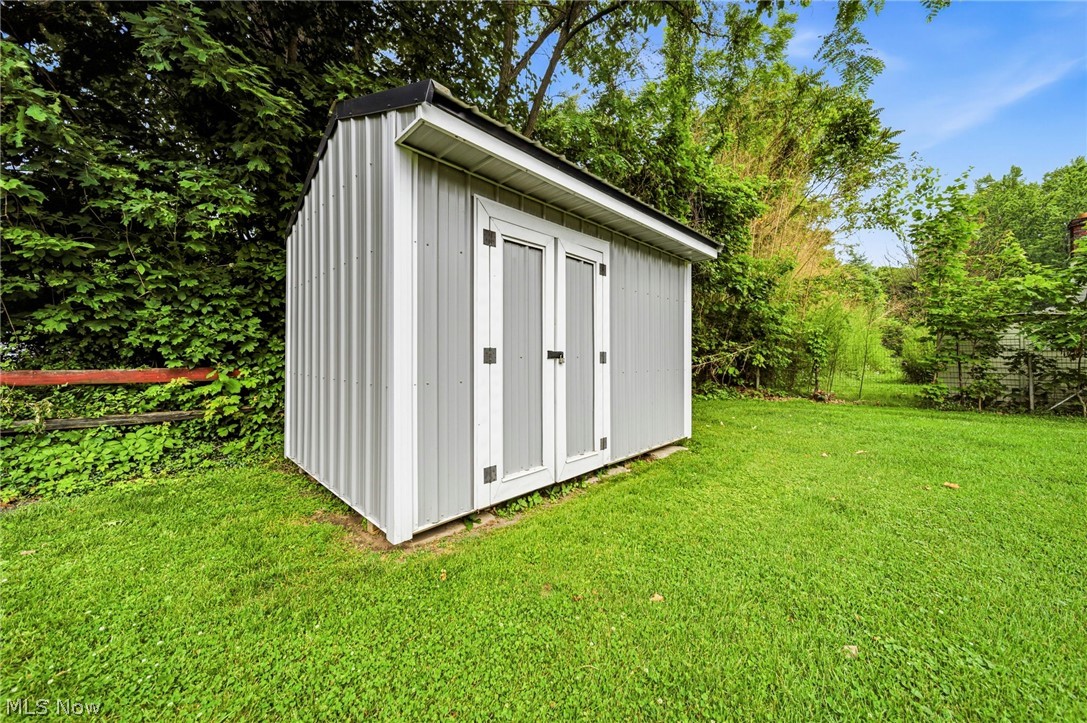 4911 Topper Avenue Ashtabula OH 44004