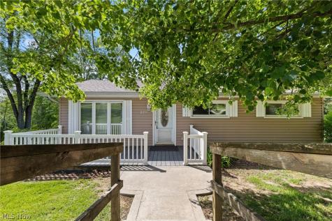 267 Kings Drive Steubenville OH 43952