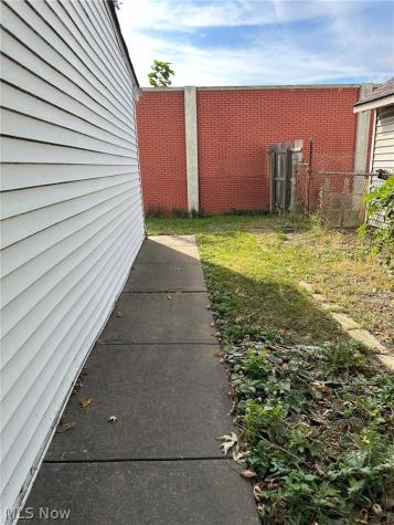 3701 Poe Avenue Cleveland OH 44109