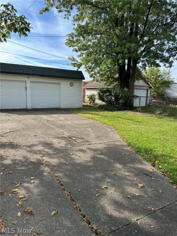 3701 Poe Avenue Cleveland OH 44109