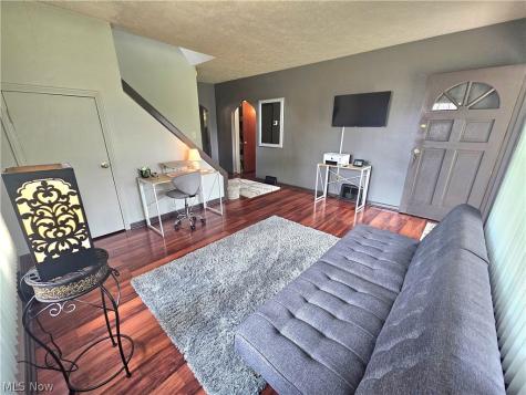2231 N Glenwood Avenue Niles OH 44446