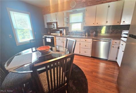 2231 N Glenwood Avenue Niles OH 44446