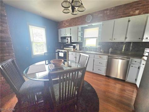 2231 N Glenwood Avenue Niles OH 44446