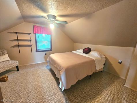 2231 N Glenwood Avenue Niles OH 44446