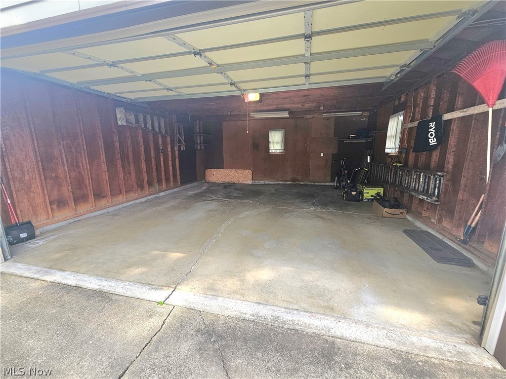 2231 N Glenwood Avenue Niles OH 44446