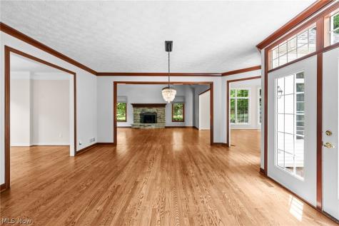 7442 Worlington Drive Solon OH 44139