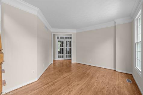 7442 Worlington Drive Solon OH 44139