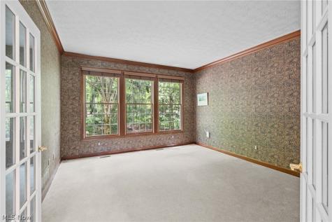 7442 Worlington Drive Solon OH 44139