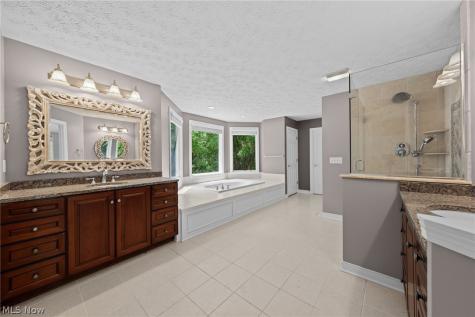 7442 Worlington Drive Solon OH 44139