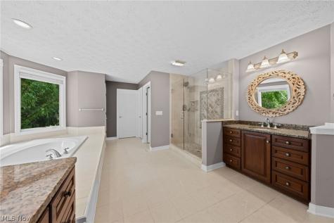 7442 Worlington Drive Solon OH 44139