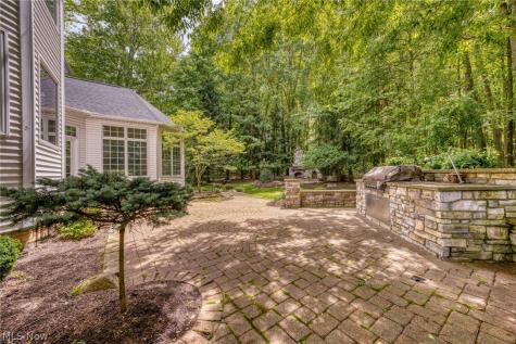 7442 Worlington Drive Solon OH 44139