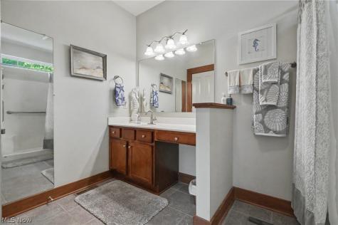 1215 Vine Street Kent OH 44240