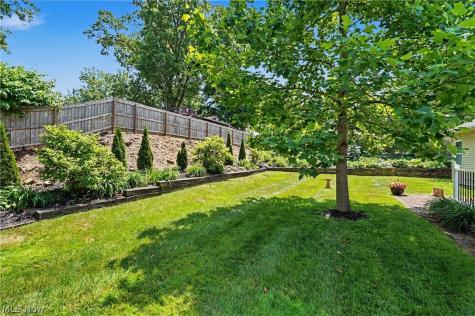 1215 Vine Street Kent OH 44240