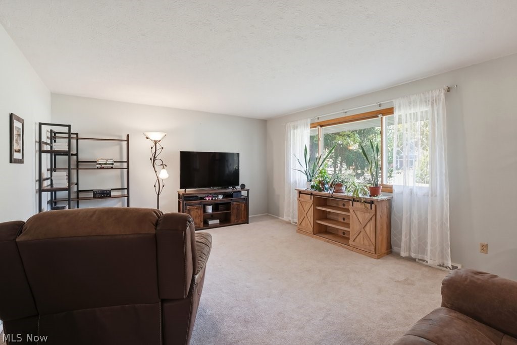 7675 Kathy Lane Northfield Center OH 44067
