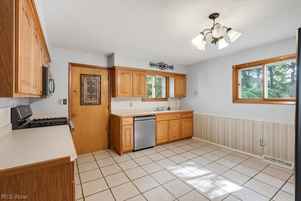 7675 Kathy Lane Northfield Center OH 44067