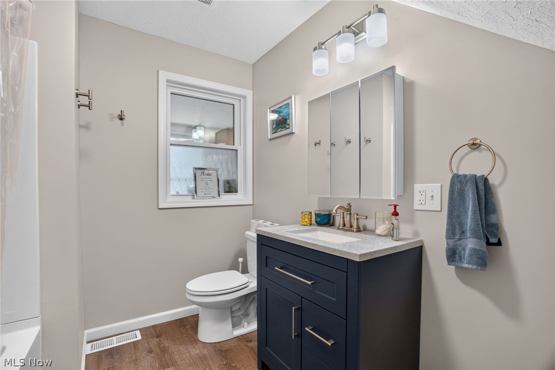 16398 Swine Creek Road Middlefield OH 44062