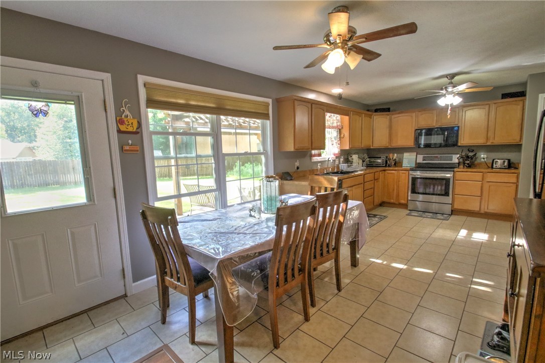 2157 Flame Lake Drive Roaming Shores OH 44084