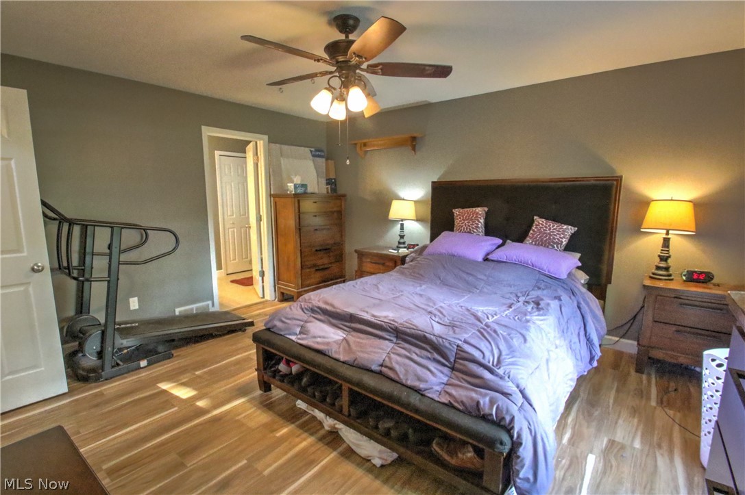 2157 Flame Lake Drive Roaming Shores OH 44084