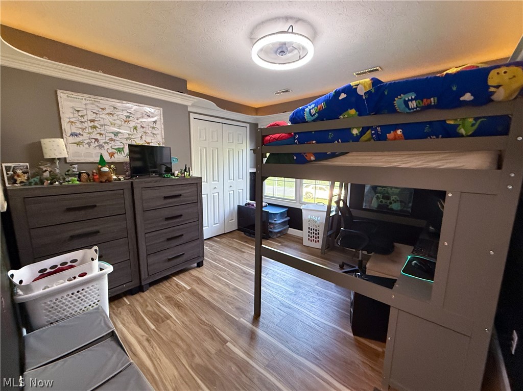 2157 Flame Lake Drive Roaming Shores OH 44084