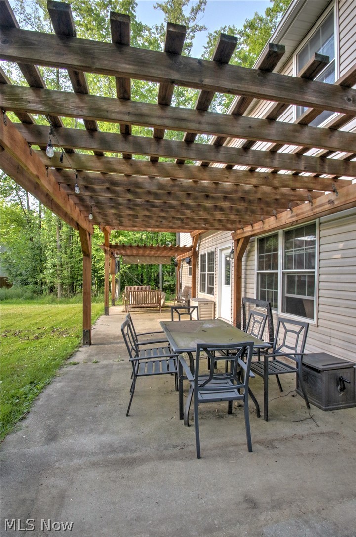 2157 Flame Lake Drive Roaming Shores OH 44084
