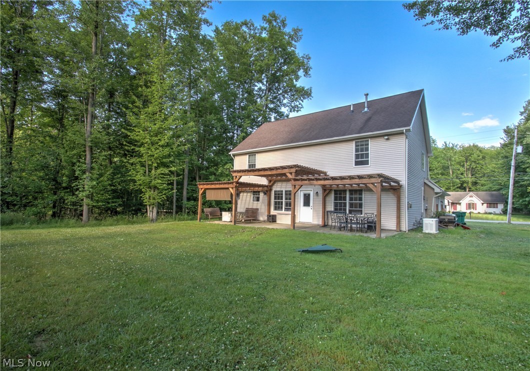 2157 Flame Lake Drive Roaming Shores OH 44084