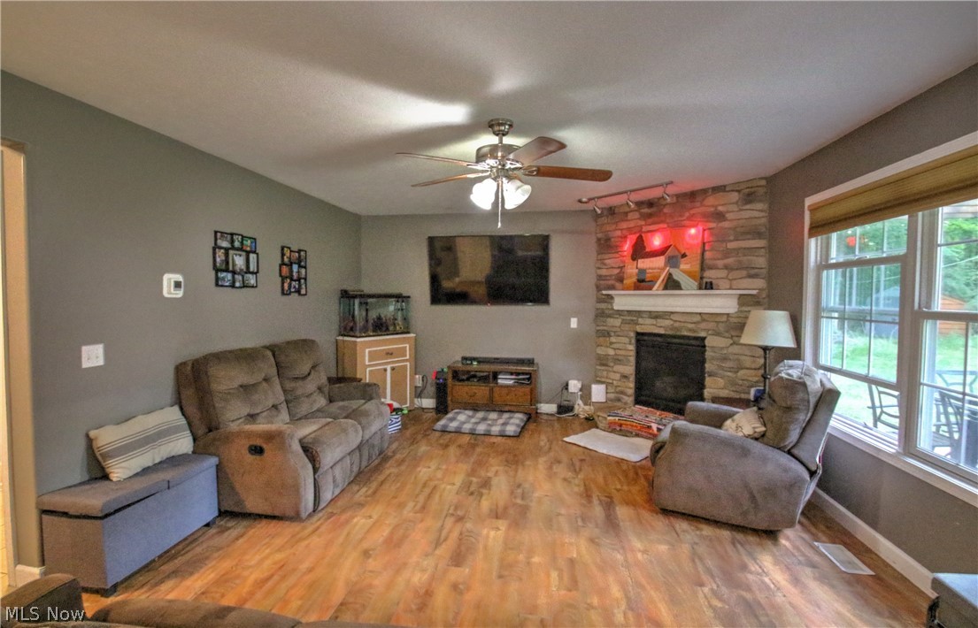 2157 Flame Lake Drive Roaming Shores OH 44084