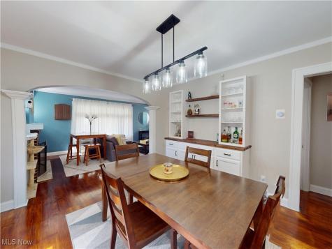 3585 Warren Road Cleveland OH 44111